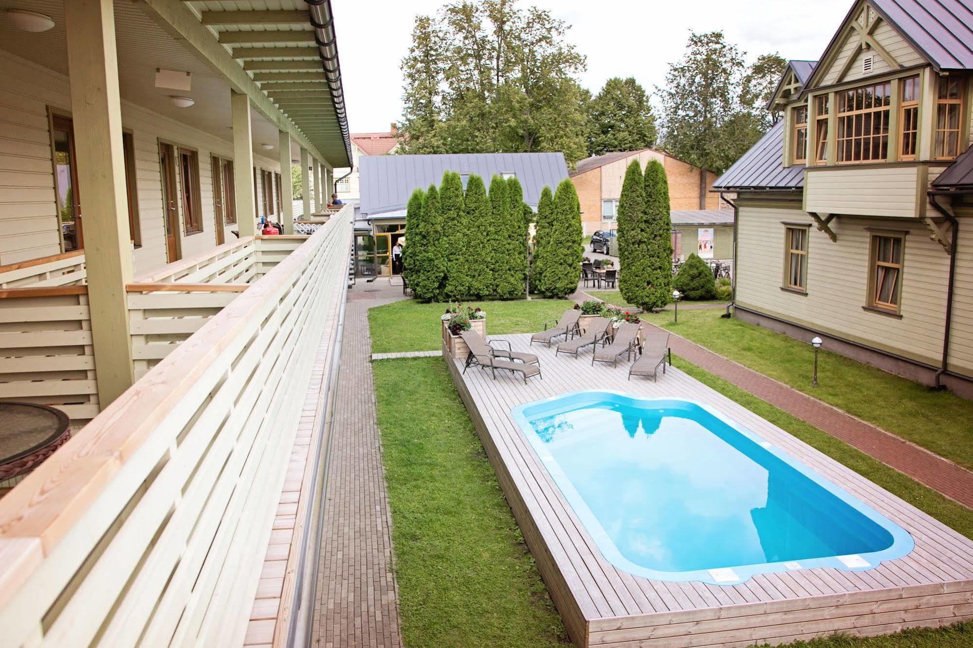 Hotell Kurgo Villa Hotel